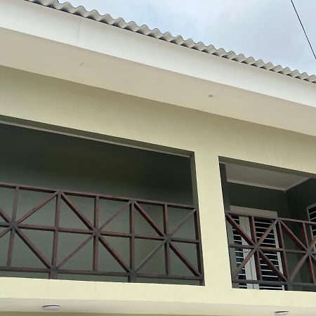 Cataleya Apartments Near Airport يلمستاد المظهر الخارجي الصورة